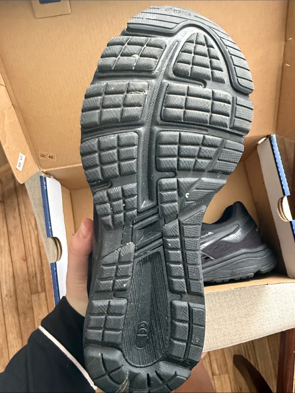 ASICS  Black GT-1000 7 Shoe Box with Branding - Picture 3 of 6